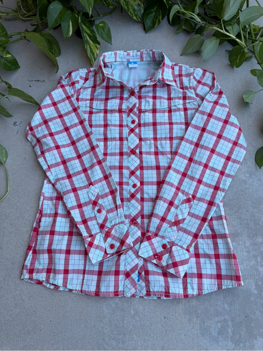 Women’s Red & White Plaid Button-Up Shirt Blouse